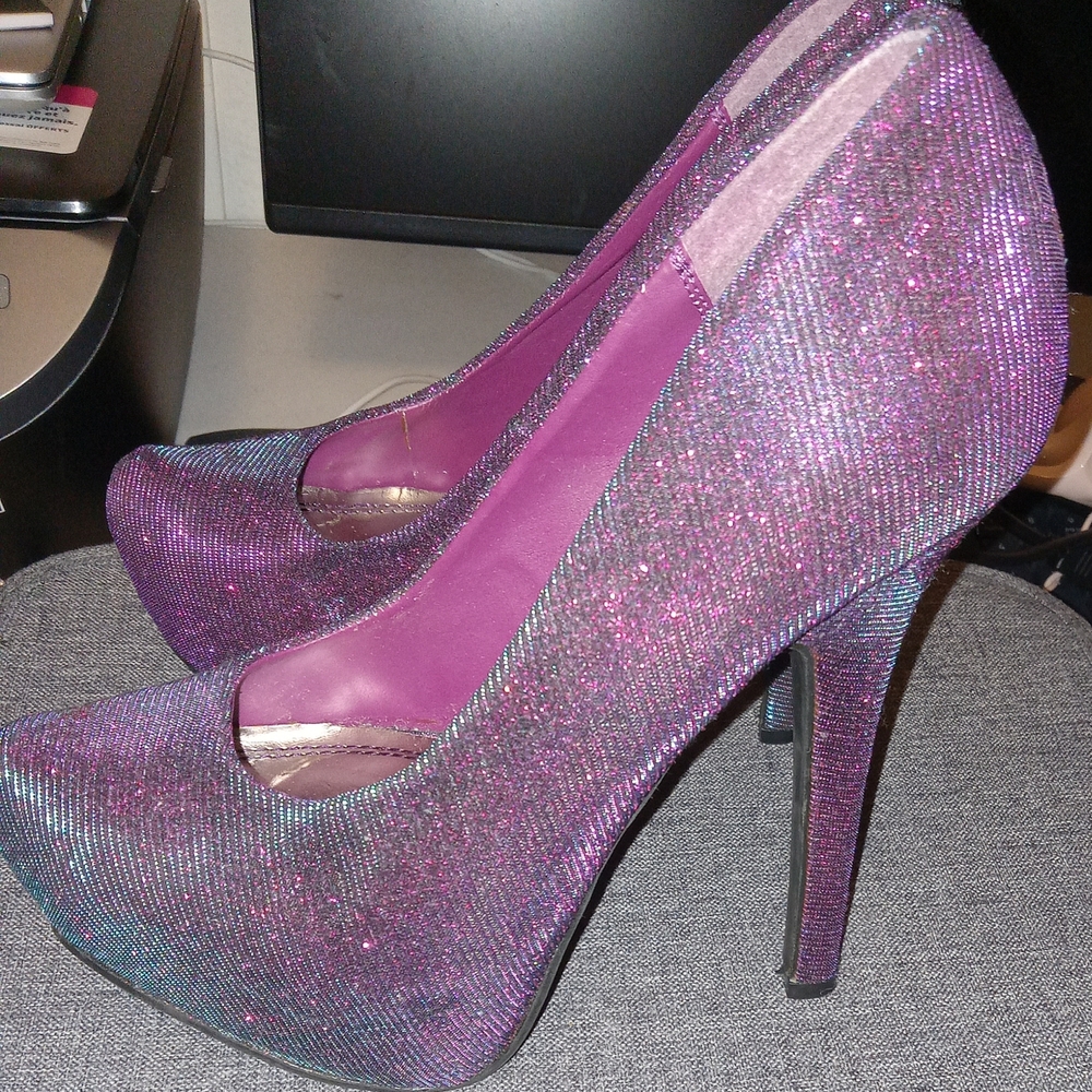 Rouge! Purple Glitter Platform Heels